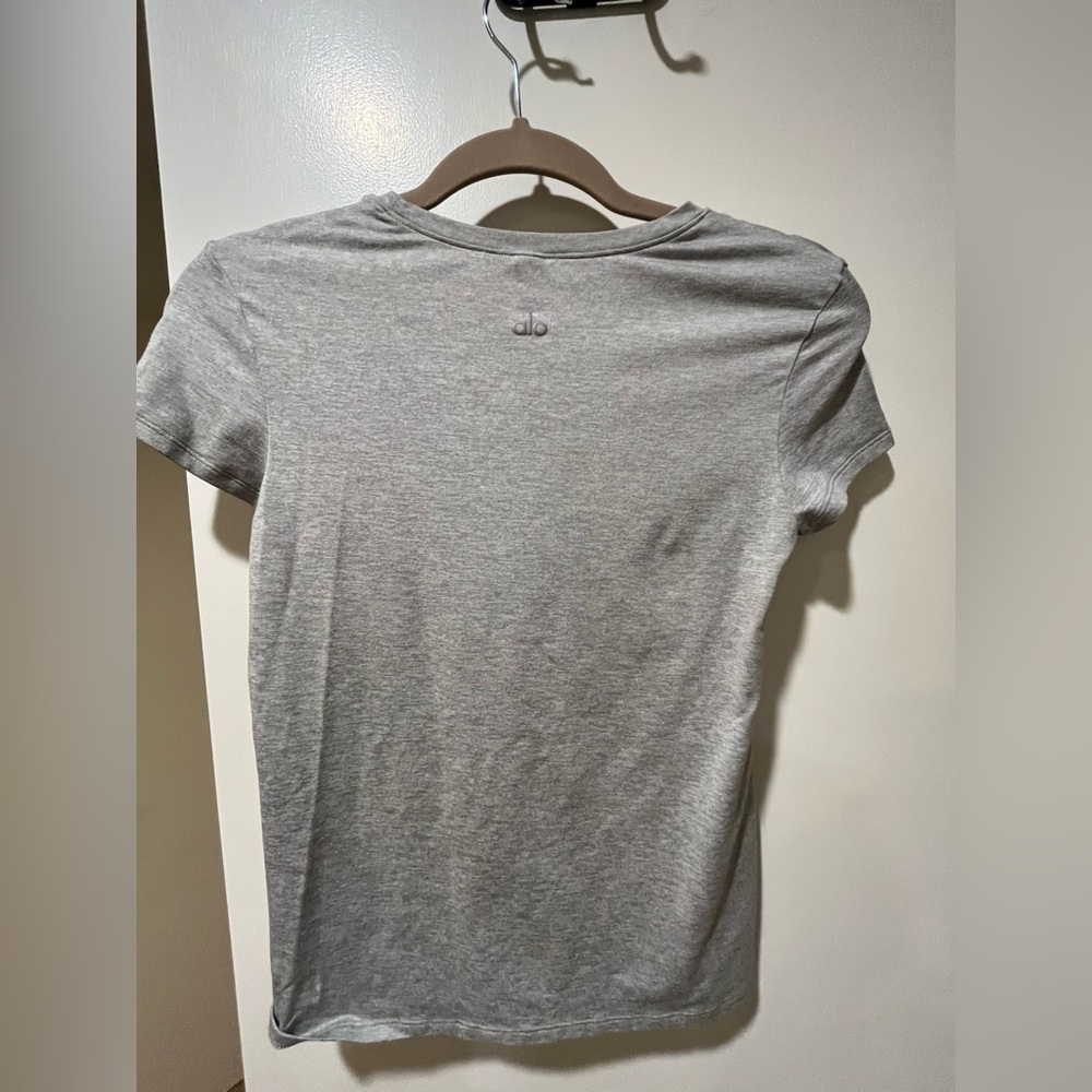 Alo yoga alosoft finesse tee